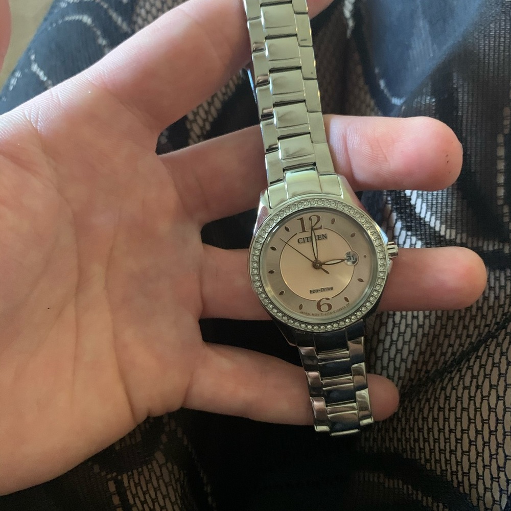 Citizen Watch - Picture 3 of 3